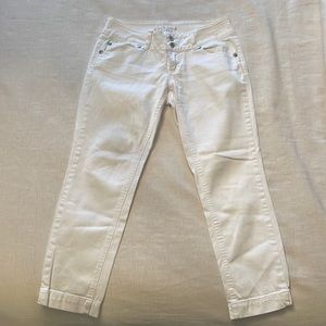 Arizona Capris, Size 7, White